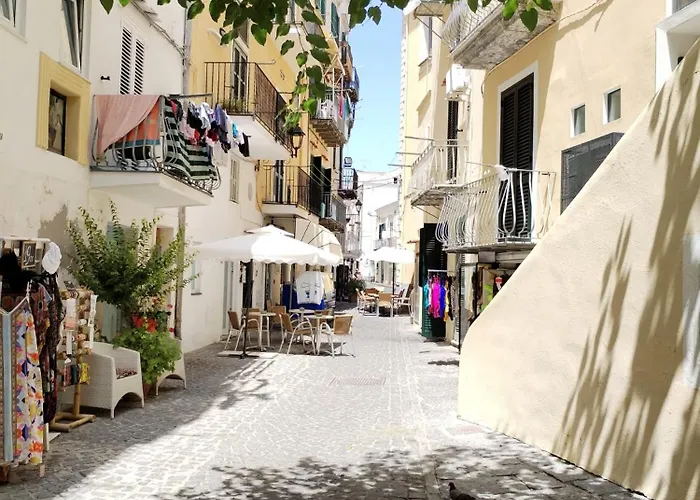 Feriehus Ponte Romantico 8 Posti Letto